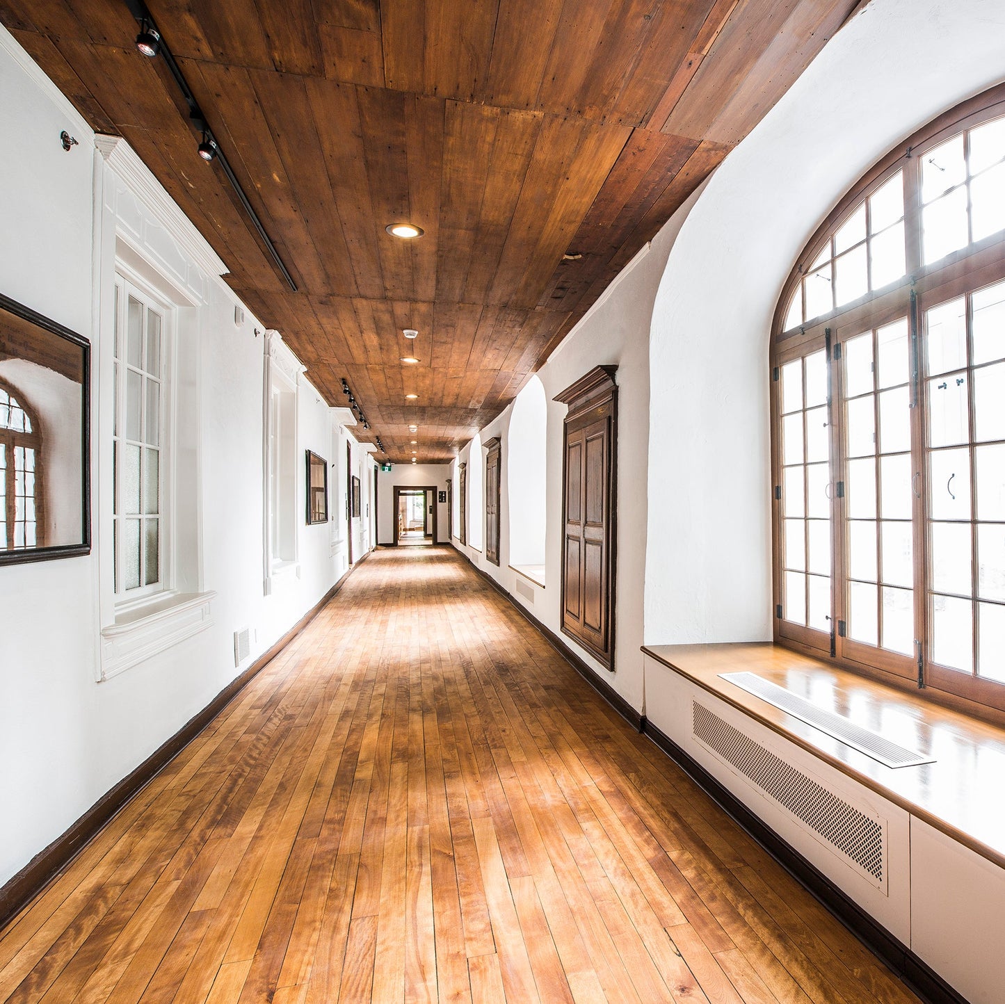 MUNZ FLOOR® au Monastère des Augustines : l'art de ralentir